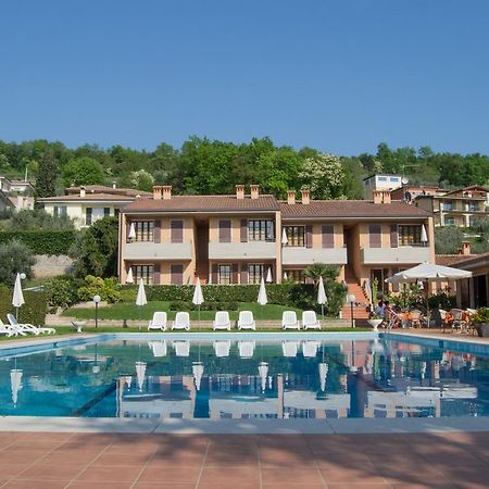 Residence Liana Albisano Torri Del Benaco Buitenkant foto